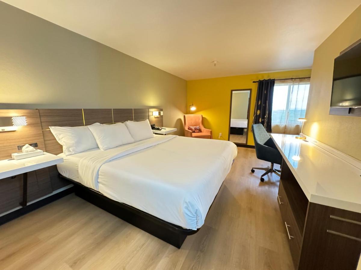 Quality Inn & Suites วิลโลวส์ ภายนอก รูปภาพ
