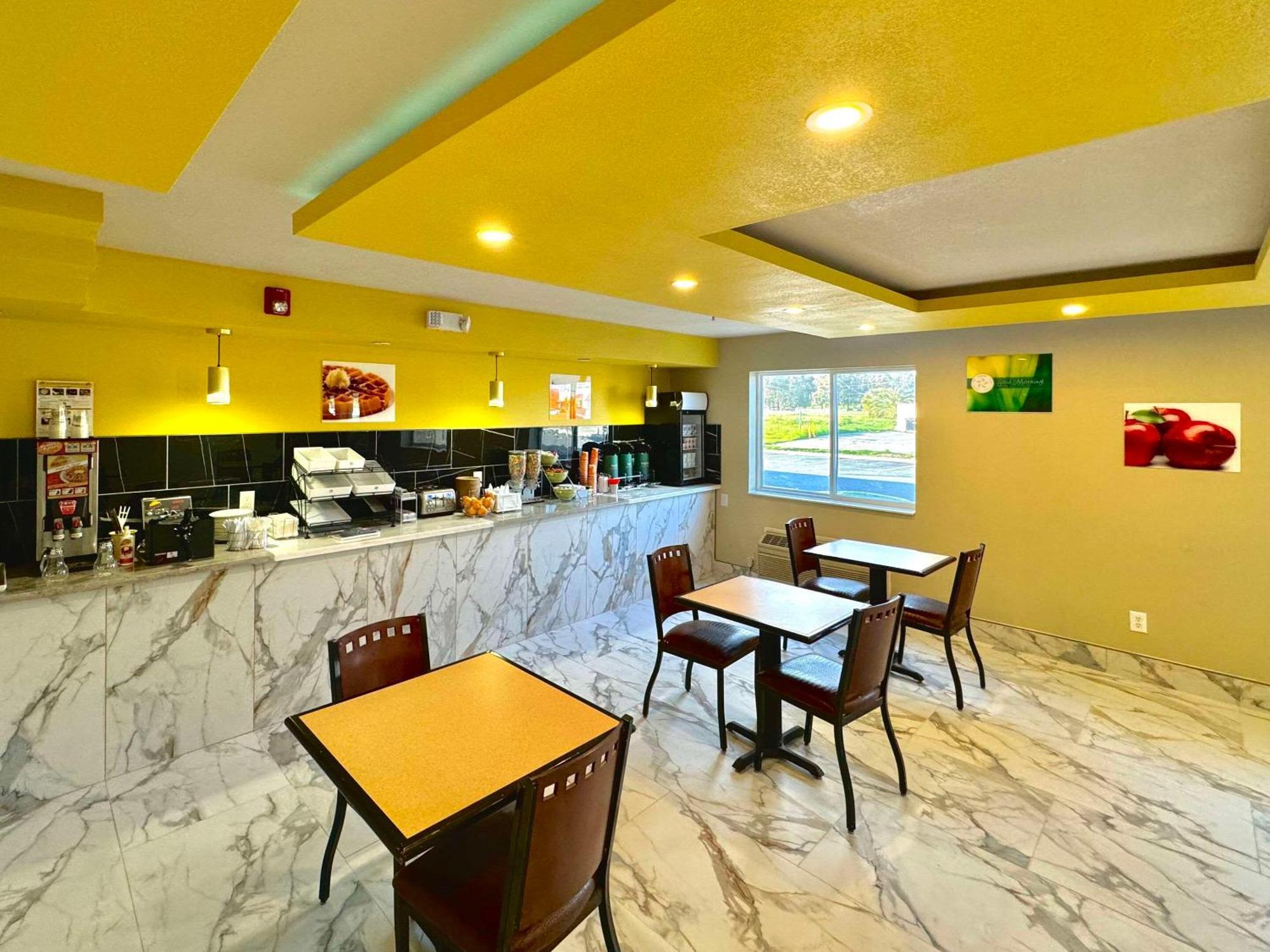 Quality Inn & Suites วิลโลวส์ ภายนอก รูปภาพ